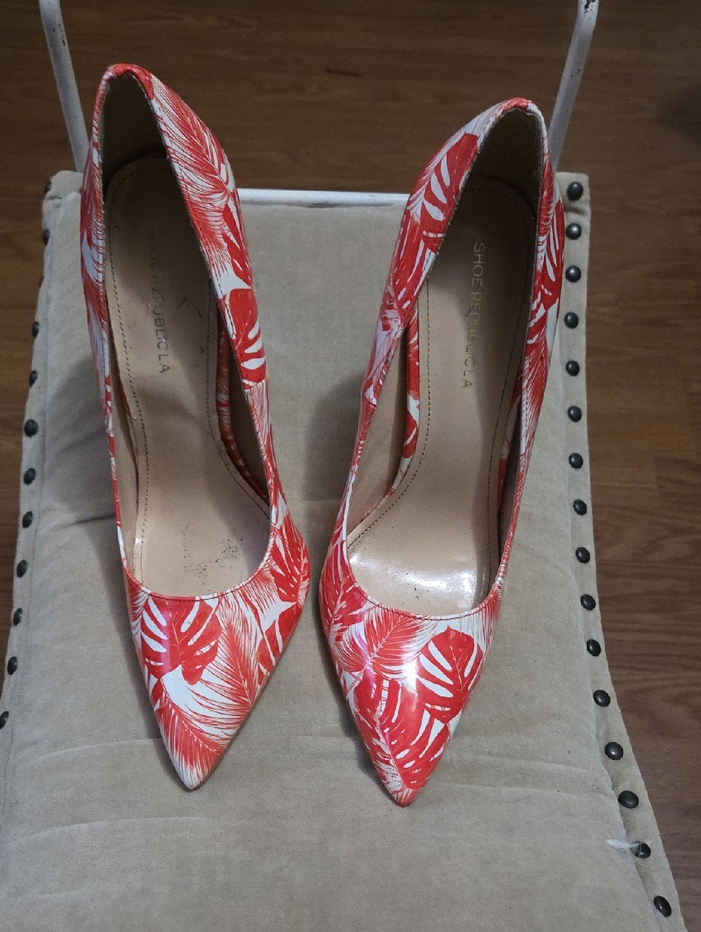 Shoe Republic LA Orange and White Tropical-Print Pointed Toe Pumps